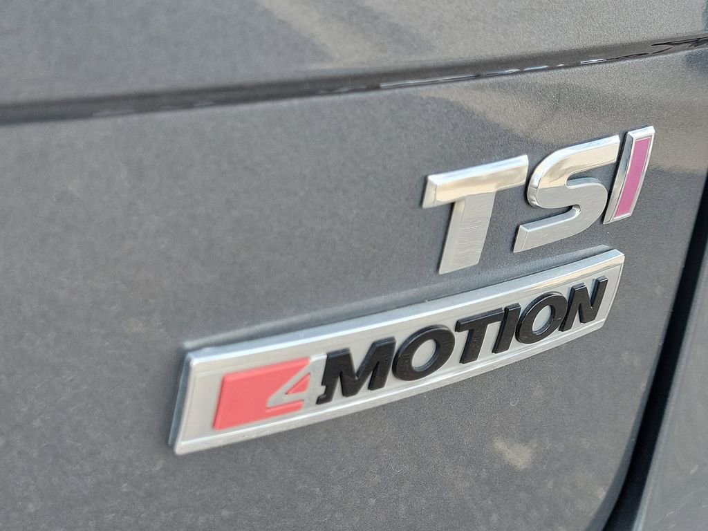 Used 2018 Volkswagen Tiguan S w/ 3rd Row Seat Package image 14