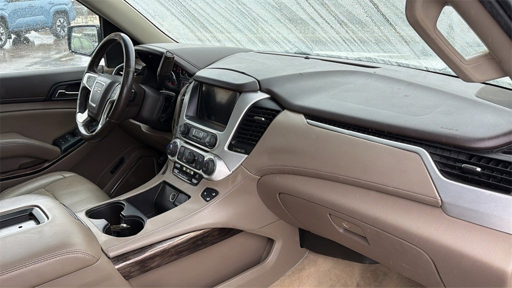 Used 2015 GMC Yukon XL SLT w/ Open Road Package image 48