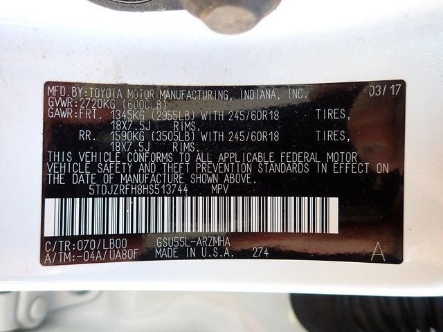 Certified 2017 Toyota Highlander XLE w/ Carpet Mat Package image 13