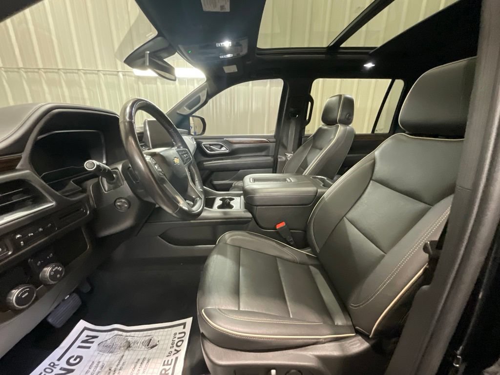 Used 2022 Chevrolet Suburban Premier RWD image 10