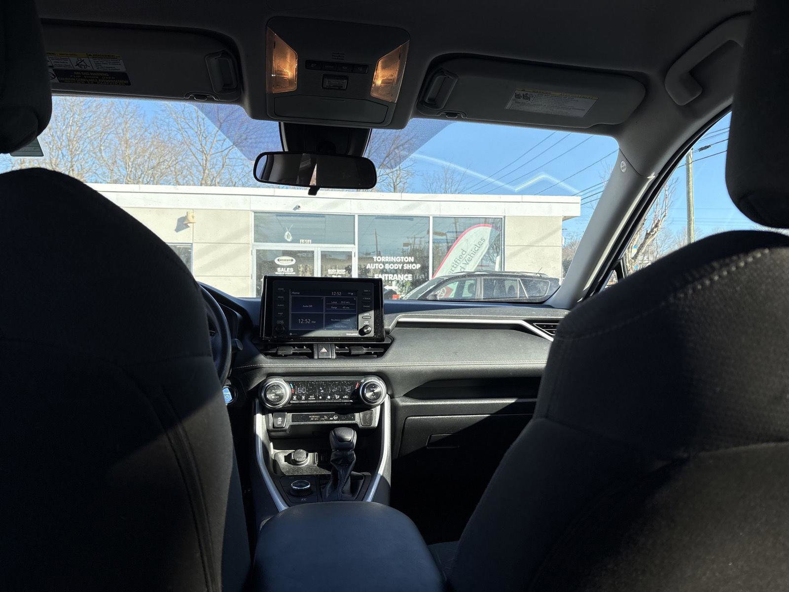 Used 2021 Toyota RAV4 XLE image 24