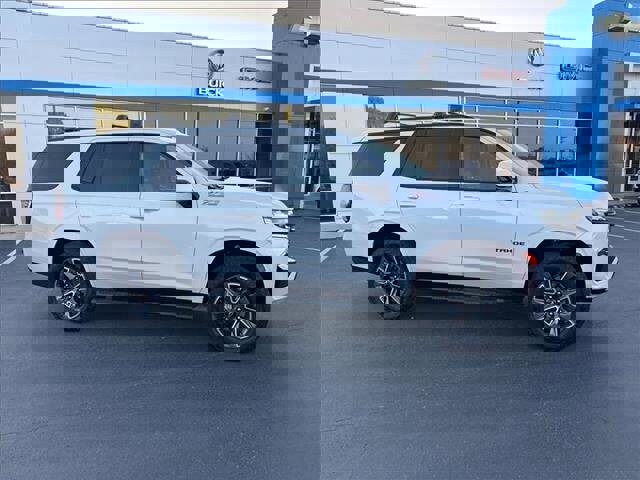 Used 2024 Chevrolet Tahoe Z71 w/ Luxury Package image 5