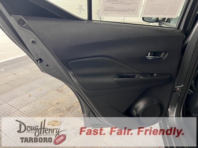 Used 2024 Nissan Kicks SV image 32
