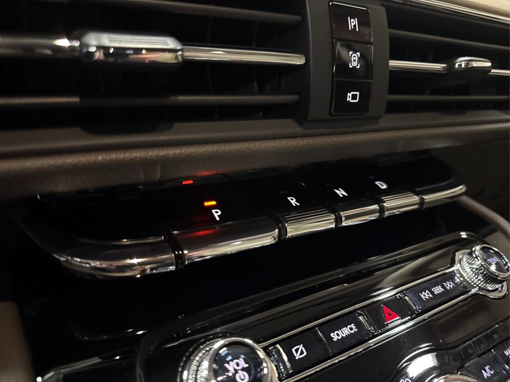 Used 2020 Lincoln Corsair AWD w/ Equipment Group 101A image 26