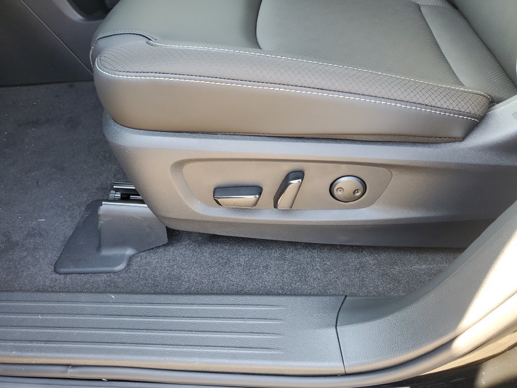 New 2026 Nissan Pathfinder SL FWD image 22
