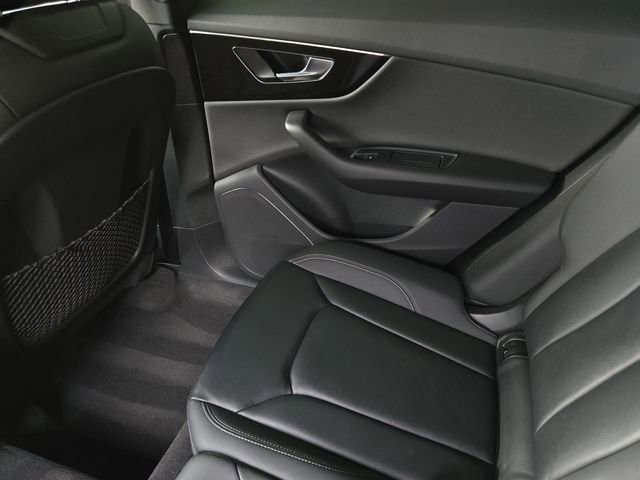 Used 2021 Audi Q8 Premium w/ Convenience Package AWD/4WD image 16