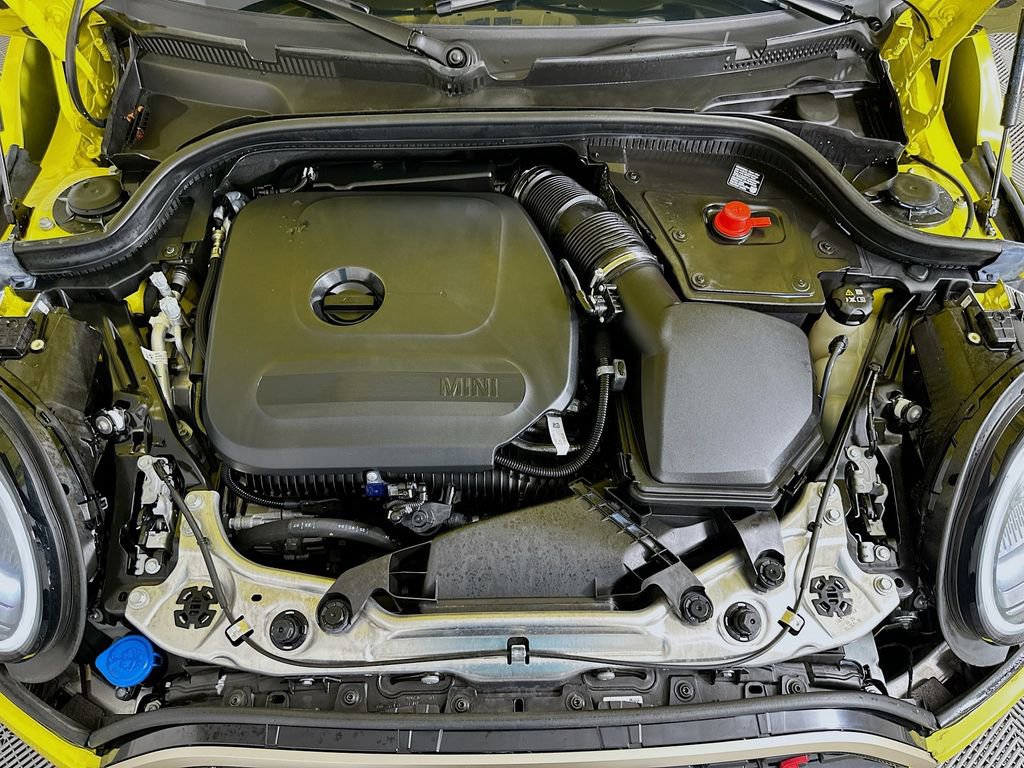 Certified 2025 MINI Cooper S image 29