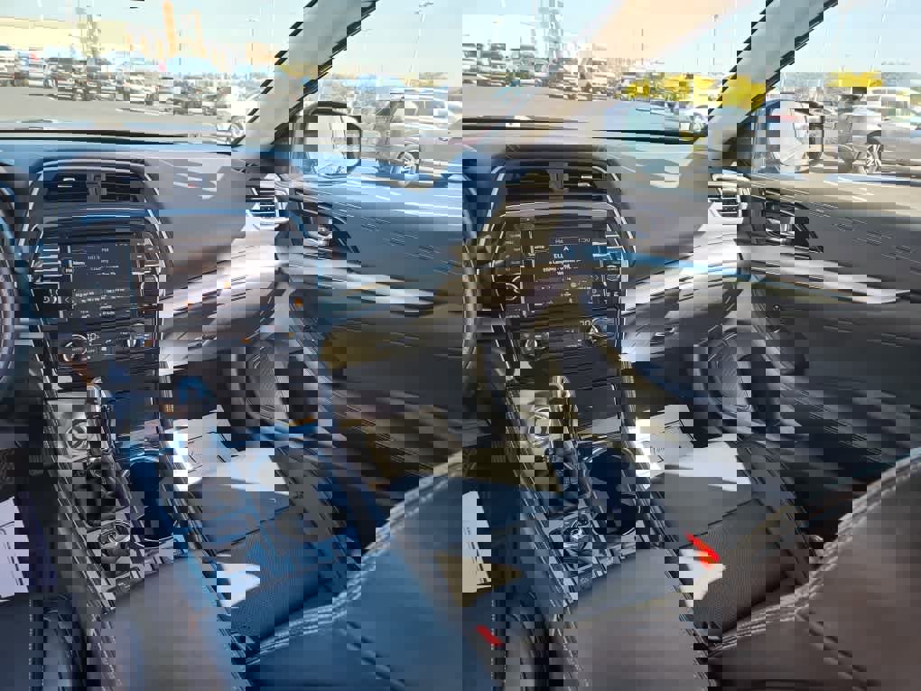 Used 2023 Nissan Maxima SV w/ Floor Mat Group image 17