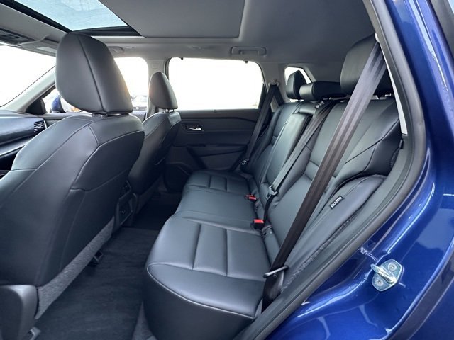 Used 2023 Nissan Rogue SV w/ SV Premium Package image 25