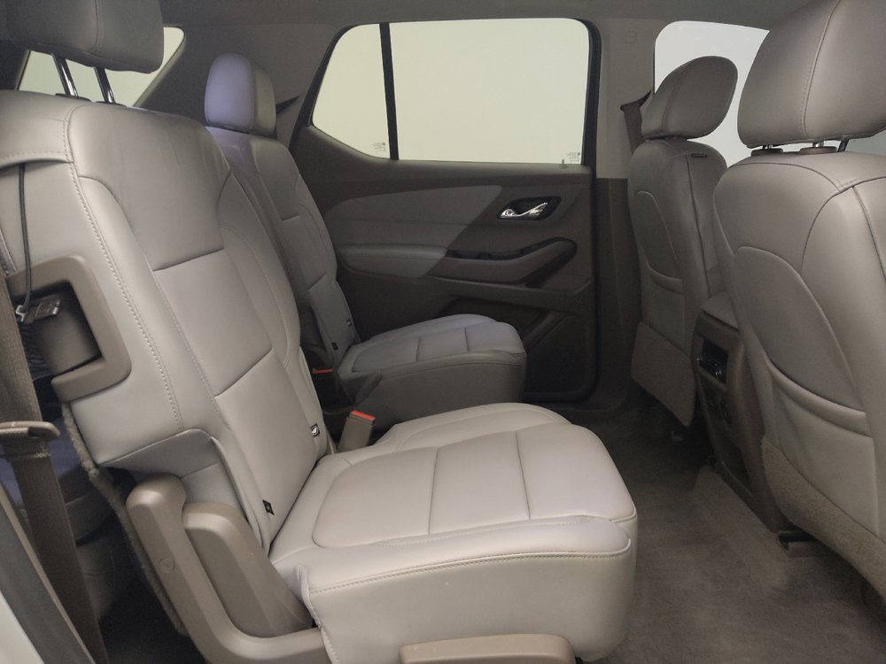 Used 2019 Chevrolet Traverse LT w/ LT Premium Package FWD image 19