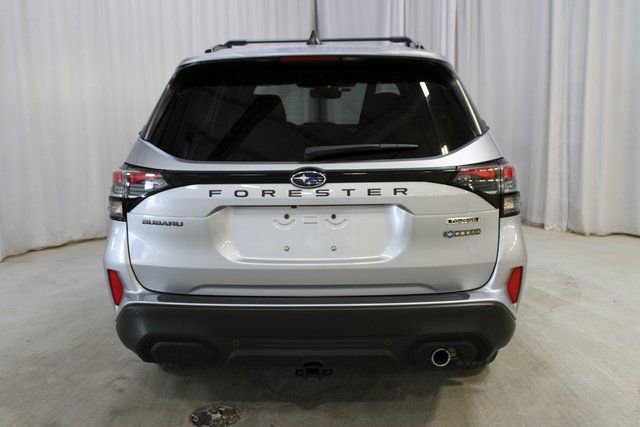 Used 2025 Subaru Forester Touring w/ Popular Package - Touring image 5