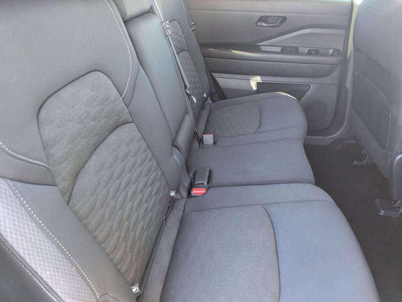 Certified 2024 Nissan Pathfinder SV image 14