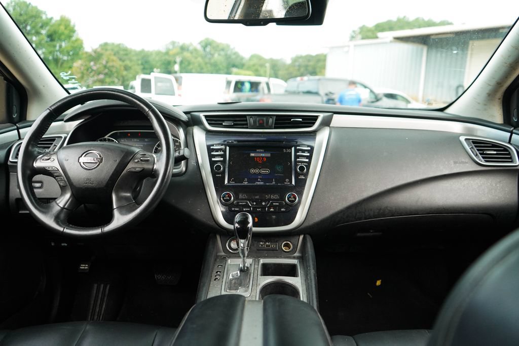 Used 2022 Nissan Murano SV FWD image 10