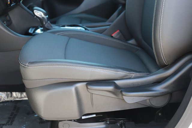 Used 2025 Buick Encore GX Preferred image 10