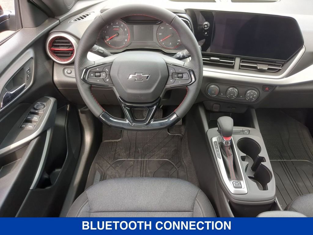 New 2026 Chevrolet Trax RS w/ Sunroof Package image 17