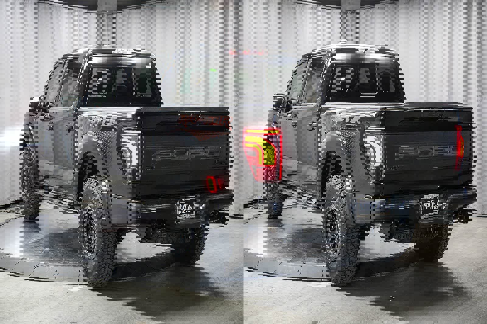 Used 2024 Ford F150 Raptor AWD/4WD image 9