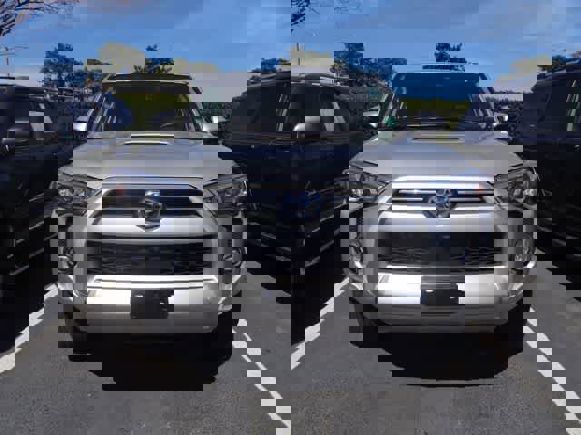 Used 2022 Toyota 4Runner TRD Off-Road Premium image 2