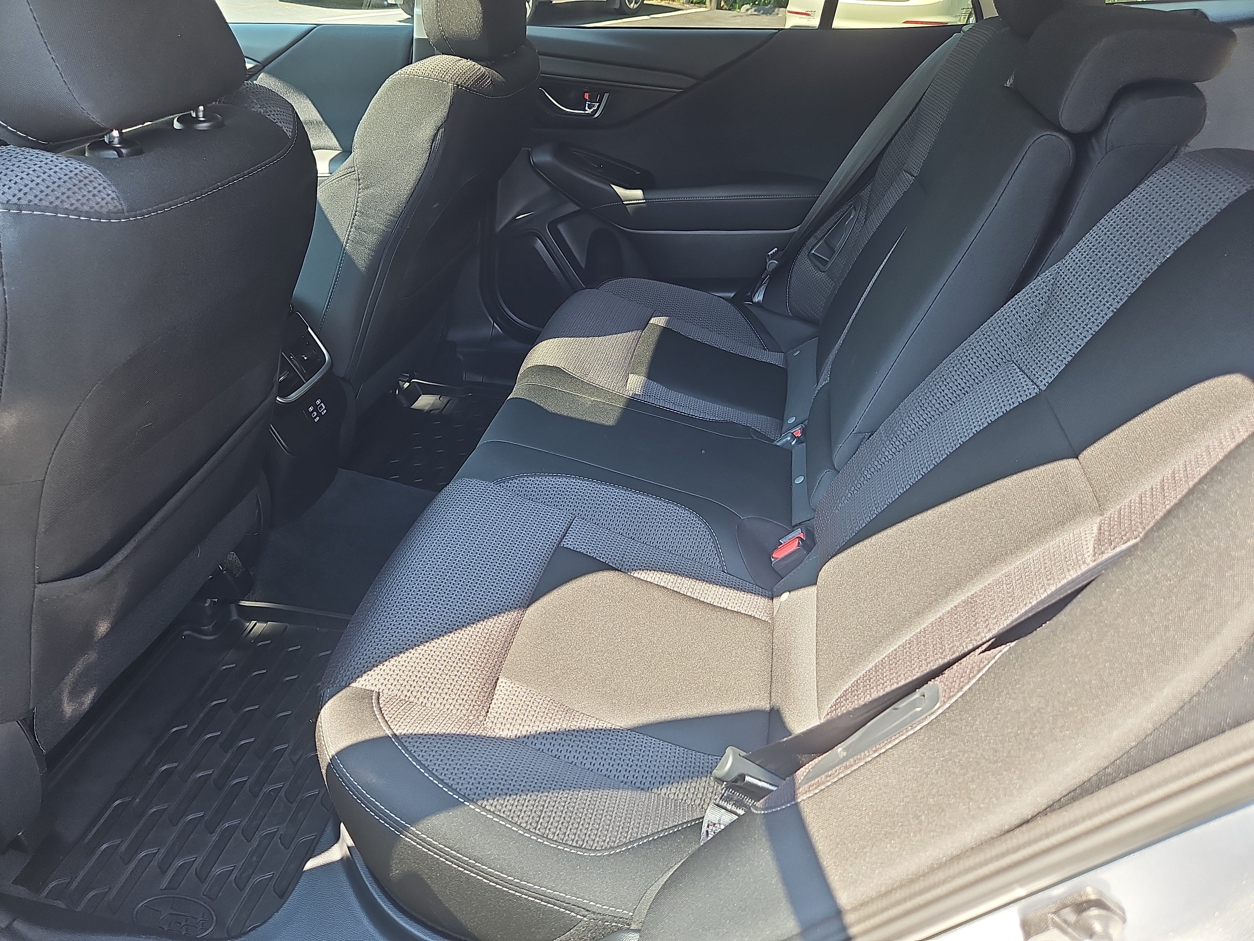 Certified 2024 Subaru Outback Premium AWD/4WD image 32