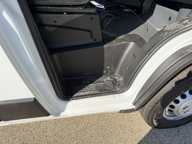 Used 2025 RAM ProMaster 2500 w/ Convenience Group image 8