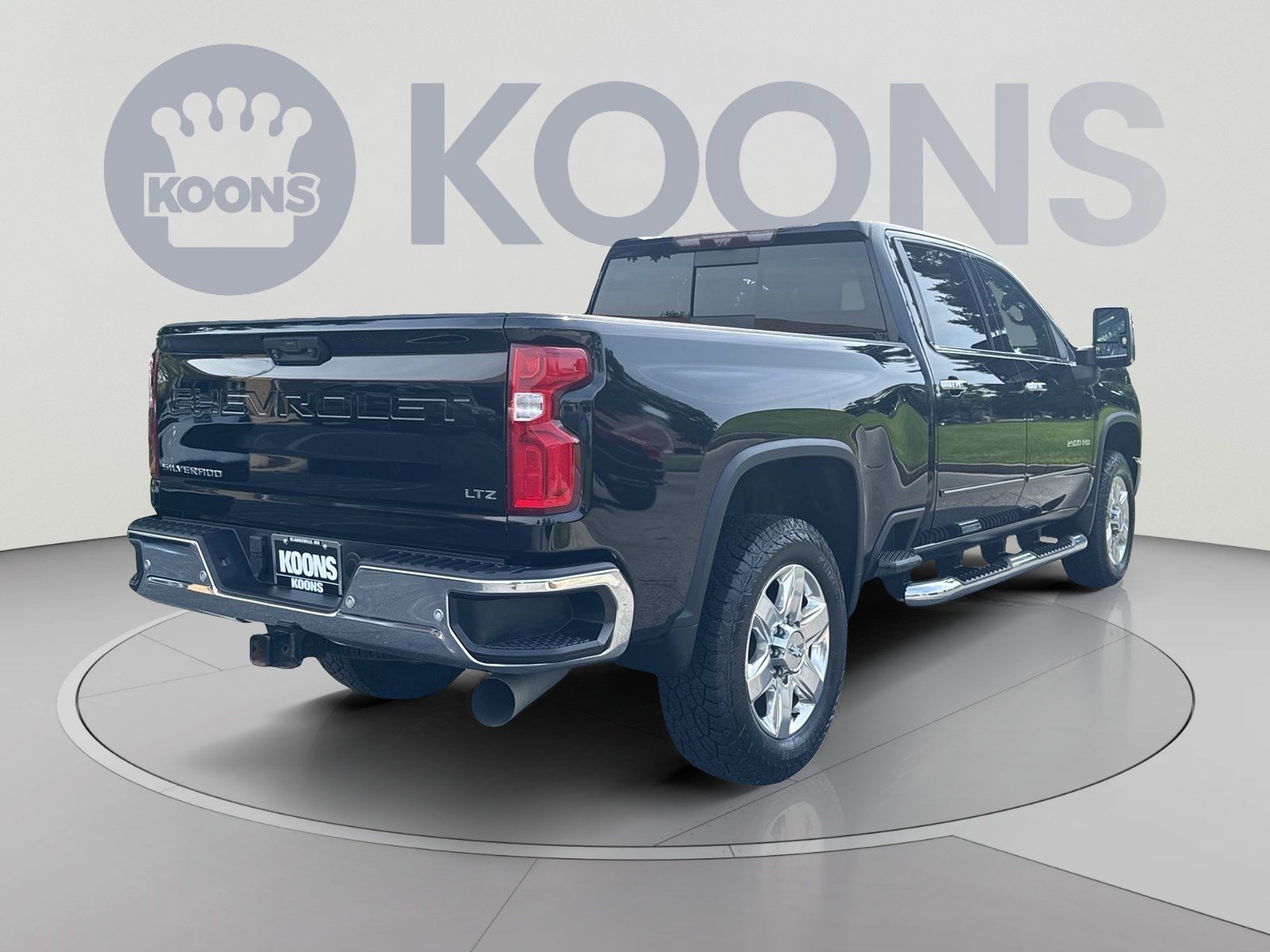 Used 2020 Chevrolet Silverado 2500 LTZ w/ LTZ Premium Package AWD/4WD image 7