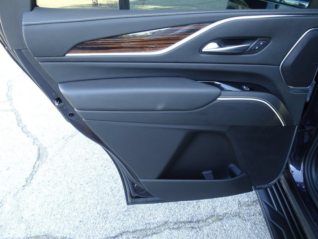 Certified 2023 Cadillac Escalade Premium Luxury w/ LPO, Floor Liner Package AWD/4WD image 16