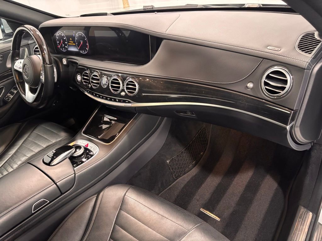 Used 2020 Mercedes-Benz S 560 4MATIC Sedan image 16
