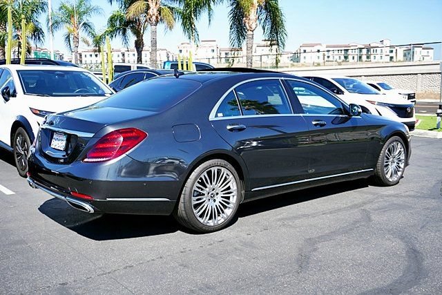 Used 2018 Mercedes-Benz S 560 Sedan image 4