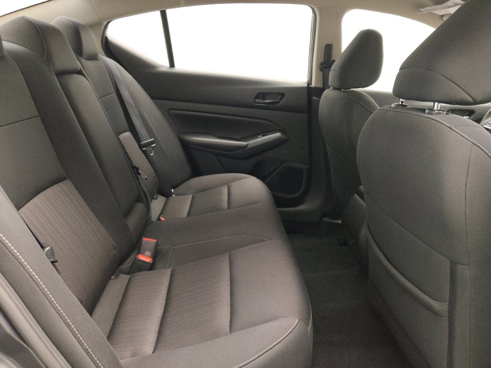 Used 2024 Nissan Altima 2.5 SV image 19