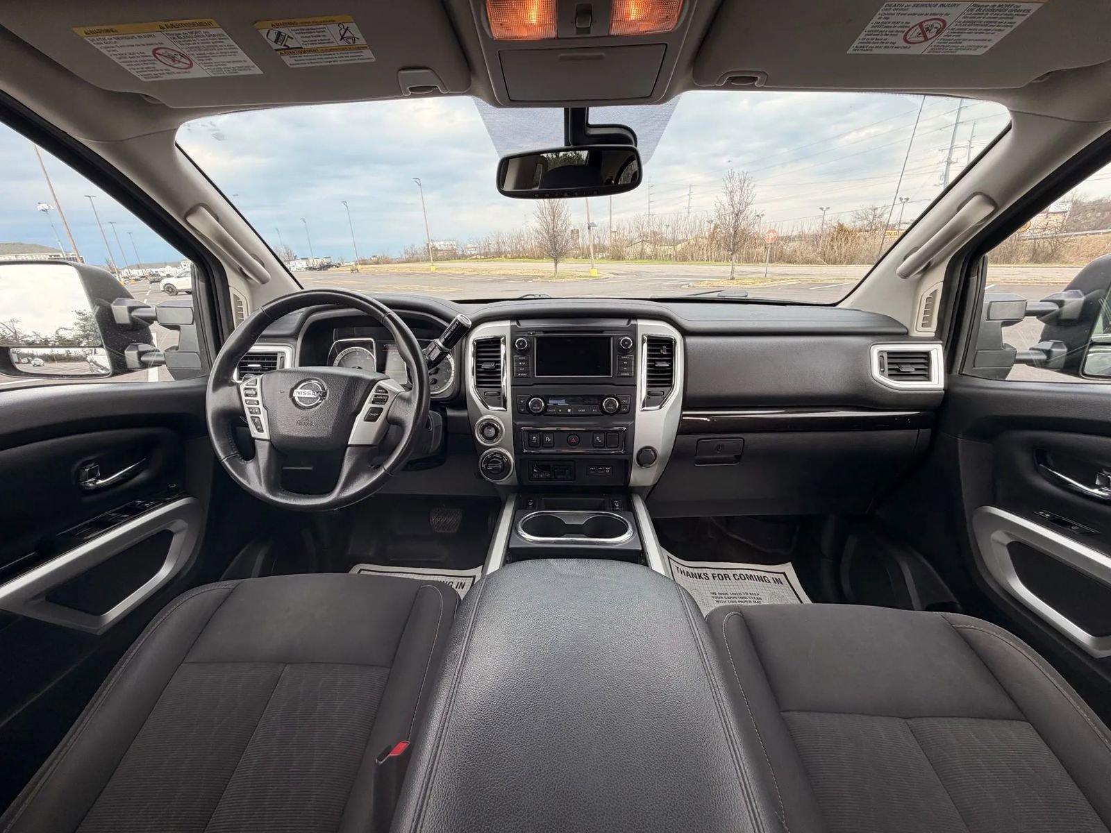 Used 2019 Nissan Titan SV w/ SV Convenience Package image 33