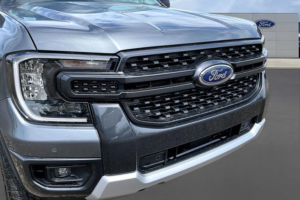 New 2026 Ford Ranger XLT w/ Technology Package AWD/4WD image 35
