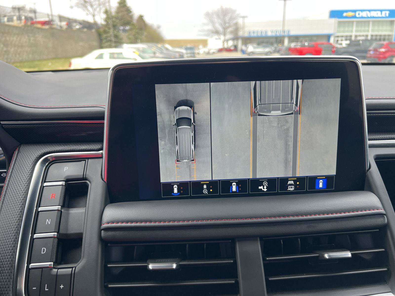 Used 2023 Chevrolet Suburban RST w/ Luxury Package image 40