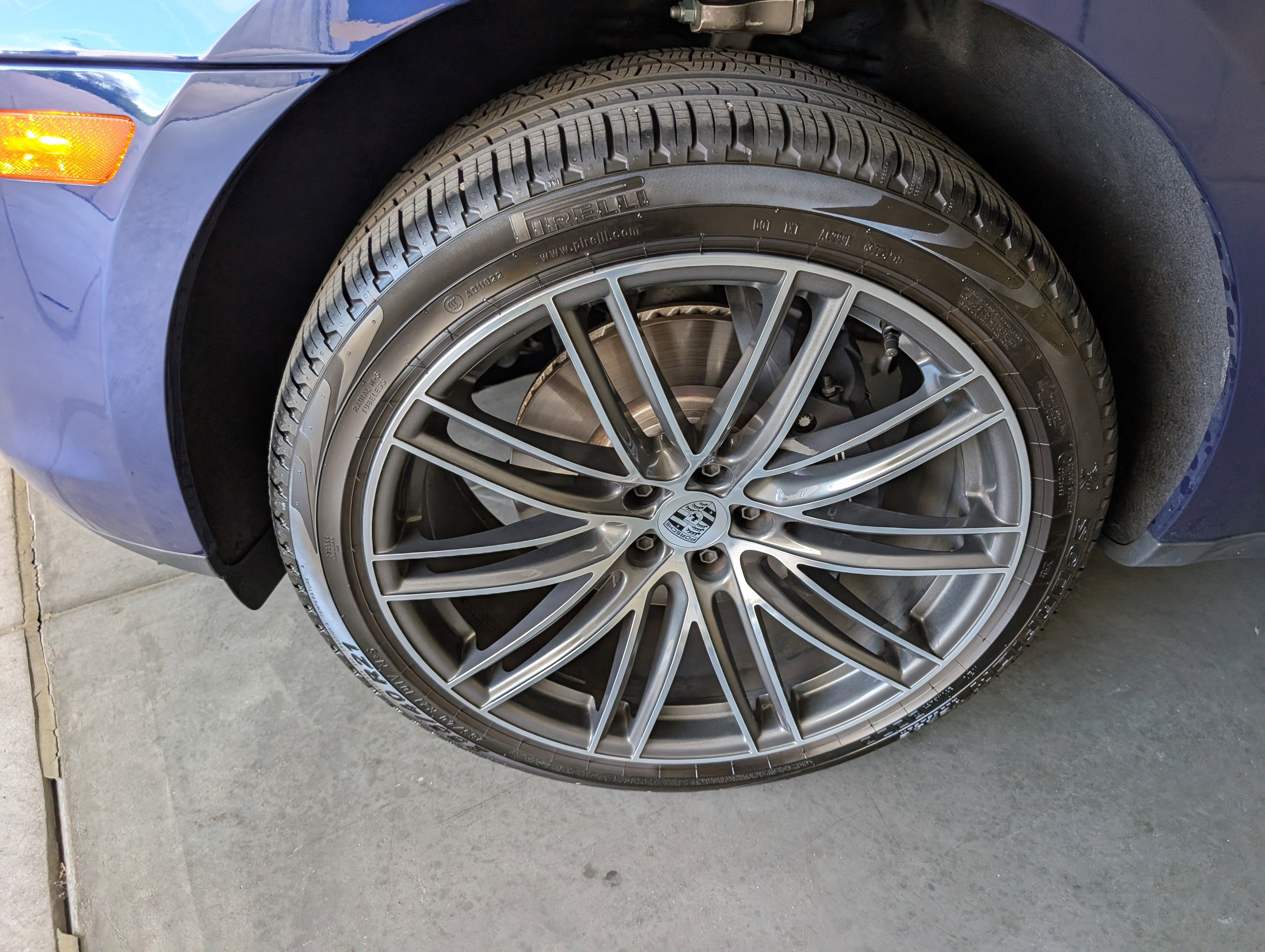 Used 2025 Porsche Macan image 14