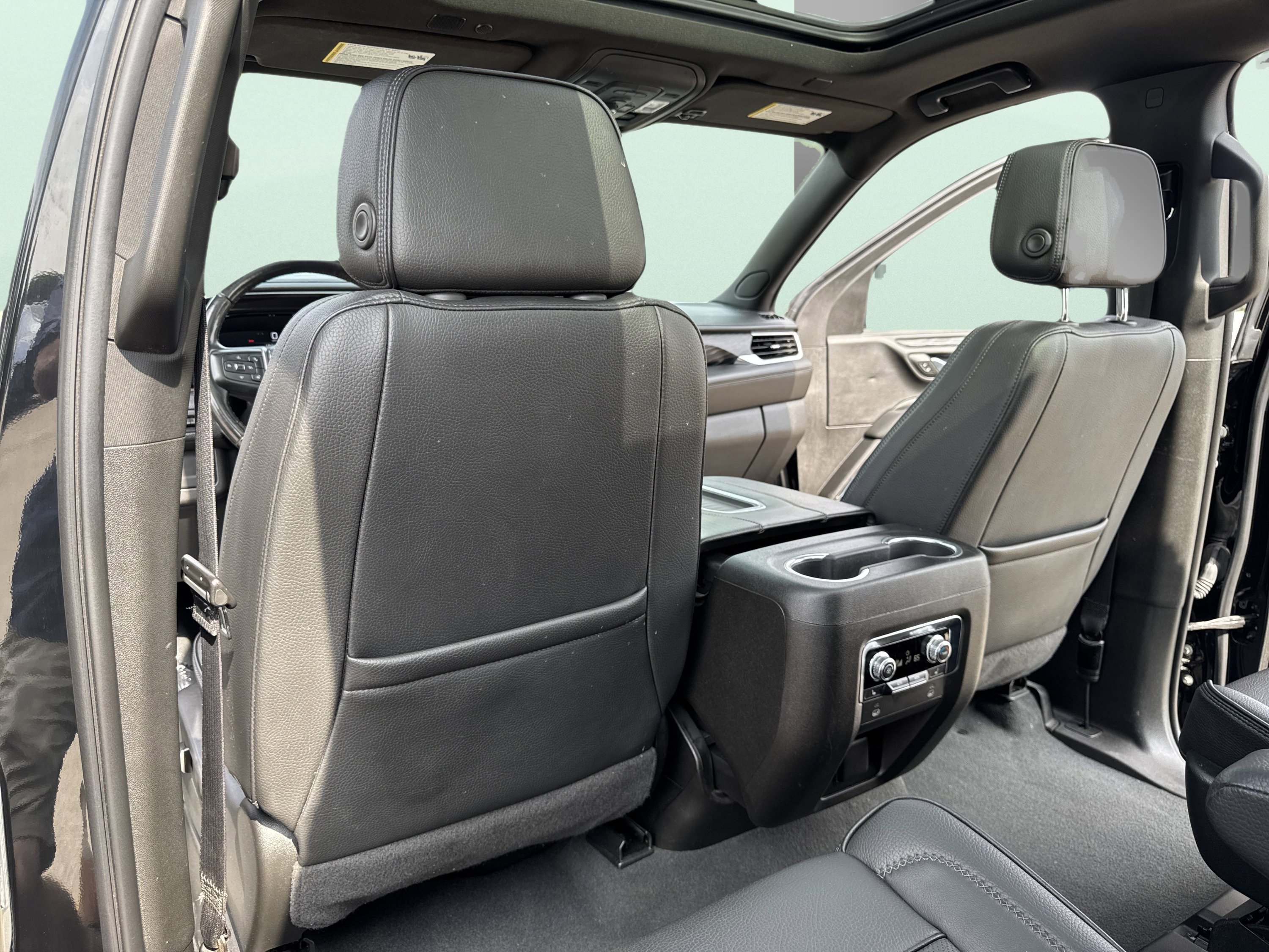 Used 2022 GMC Yukon Denali image 30