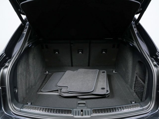 New 2026 Porsche Macan image 29