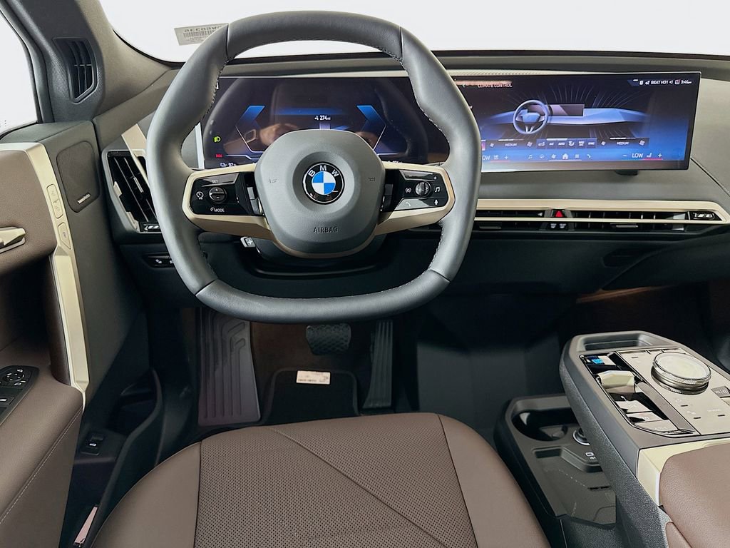 Used 2026 BMW iX xDrive45 image 18