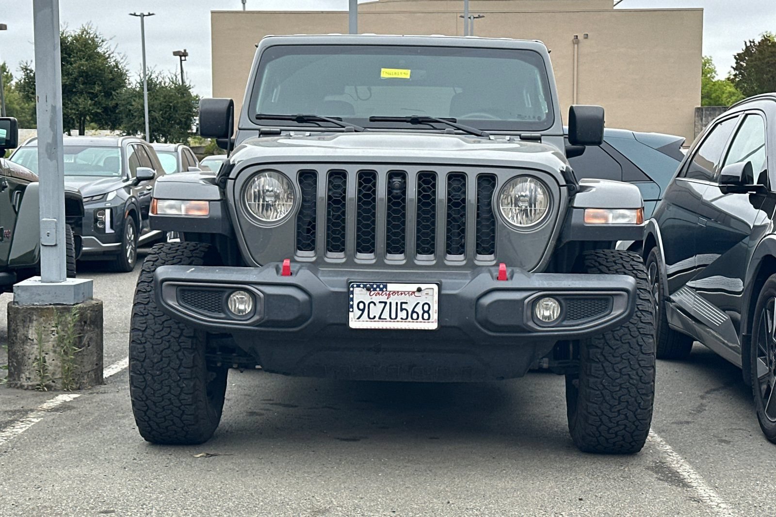 Used 2022 Jeep Wrangler Rubicon AWD/4WD image 3