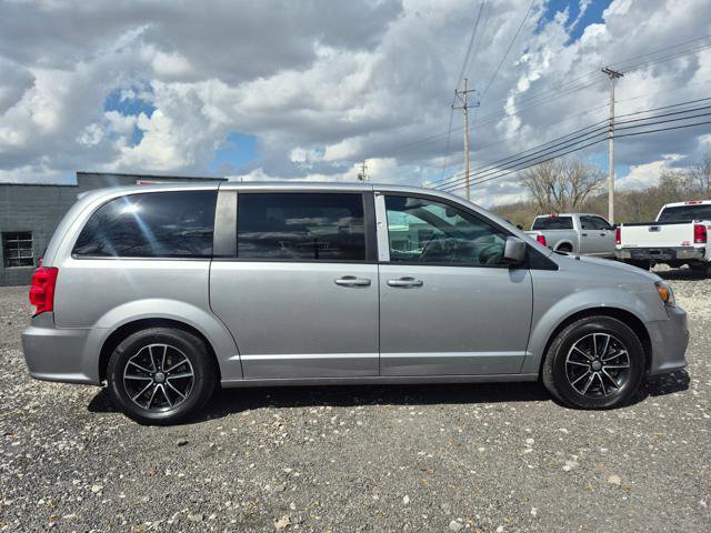 Used 2018 Dodge Grand Caravan GT FWD image 1