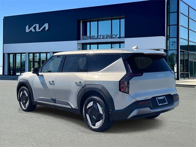 New 2026 Kia EV9 Light image 4