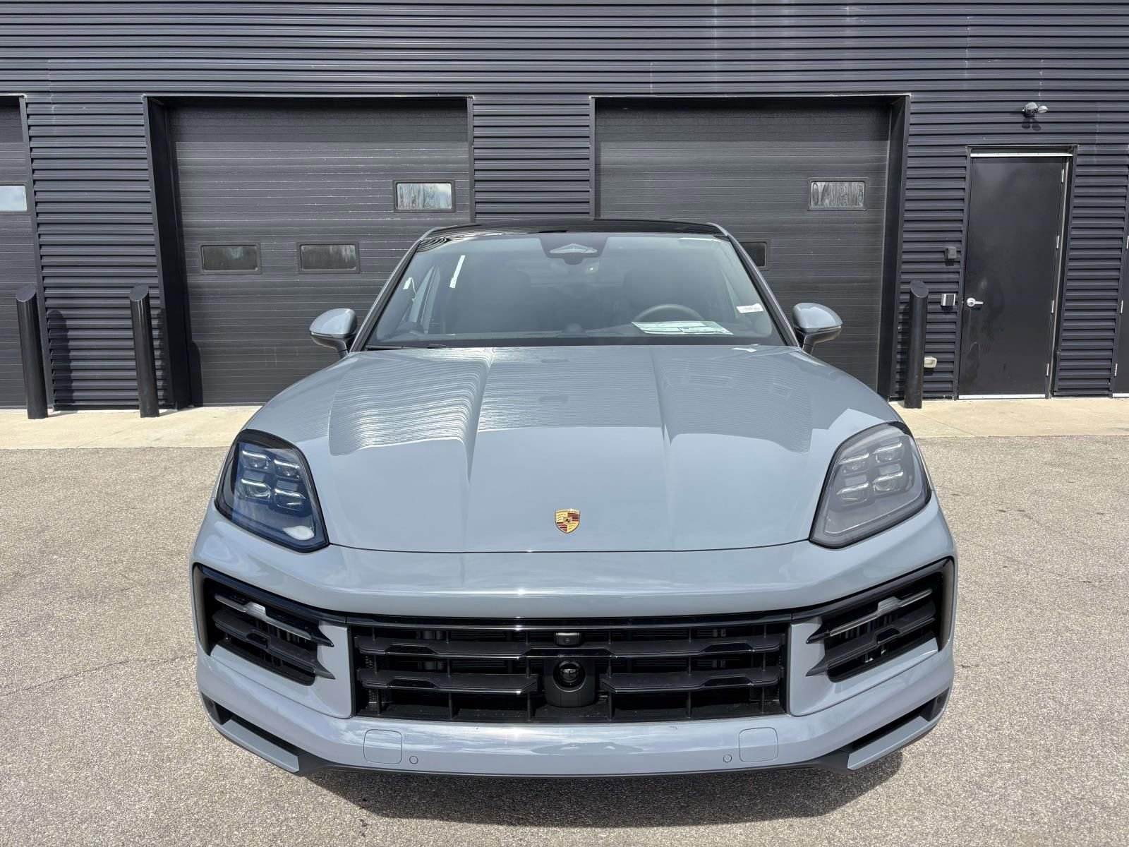 New 2026 Porsche Cayenne Coupe image 13