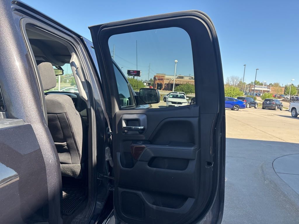 Used 2016 GMC Sierra 1500 SLE w/ SLE Value Package AWD/4WD image 29