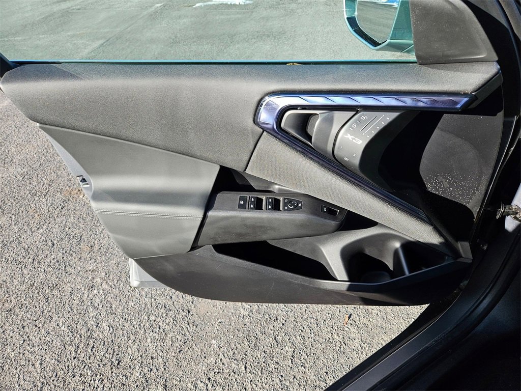 Used 2025 BMW X3 xDrive30i w/ Premium Package image 7