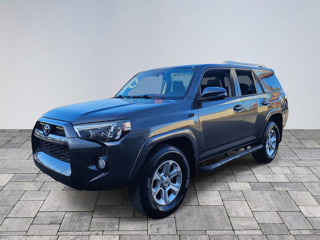 Used 2018 Toyota 4Runner SR5 Premium image 3