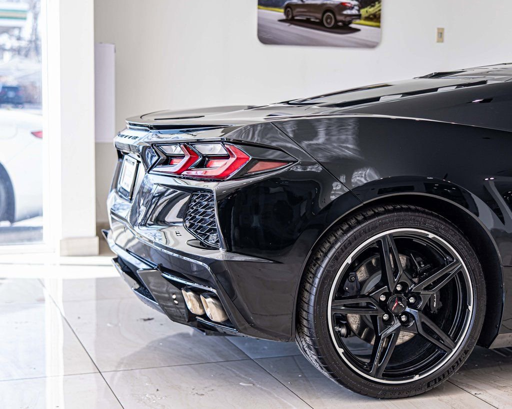 Used 2023 Chevrolet Corvette Stingray Preferred Cpe w/ 2LT image 14