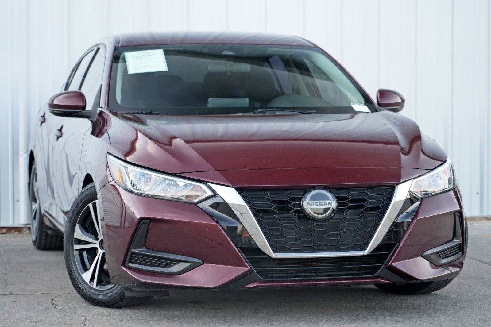 Used 2020 Nissan Sentra SV image 2