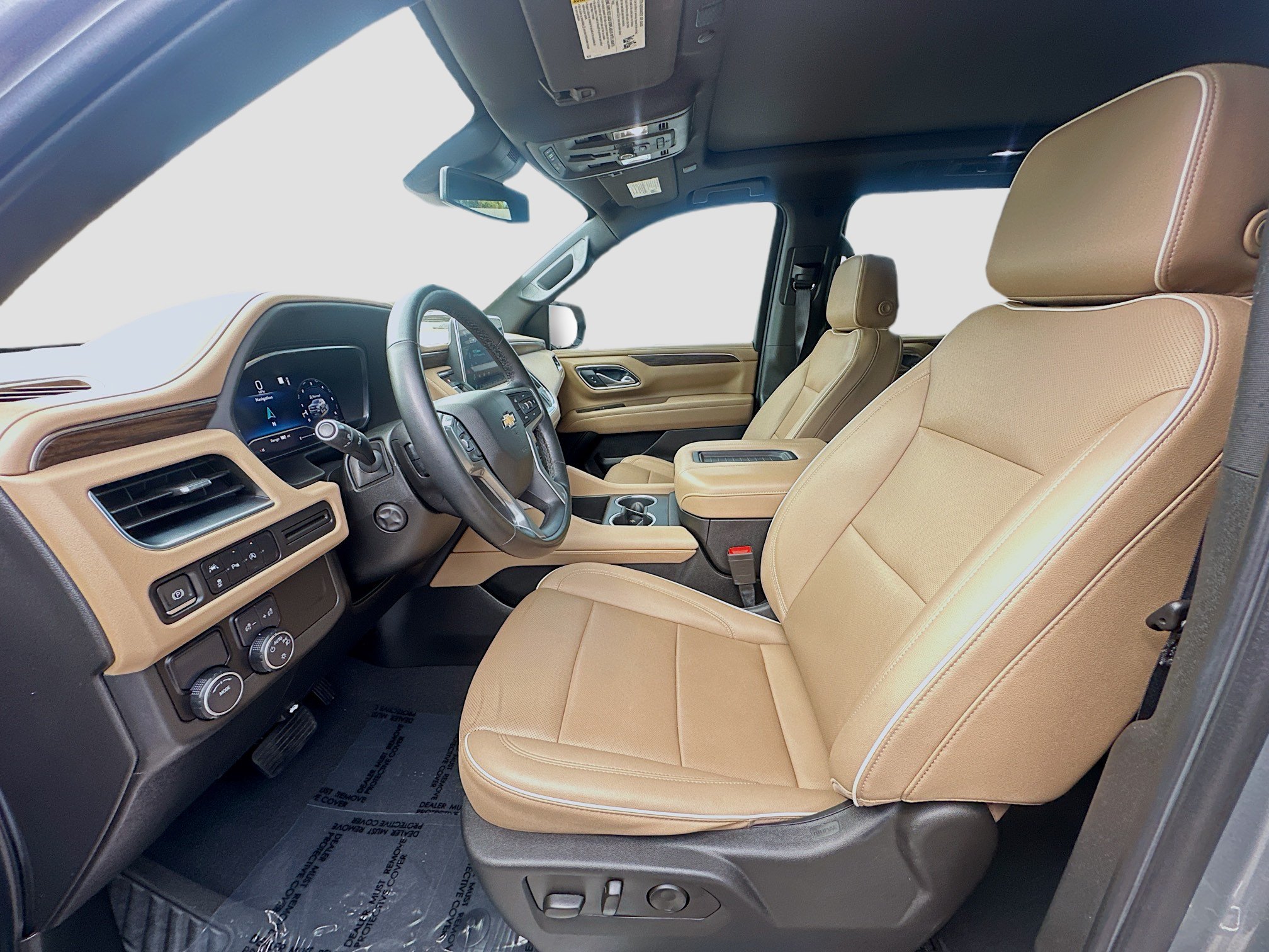 Used 2023 Chevrolet Suburban Premier RWD image 18
