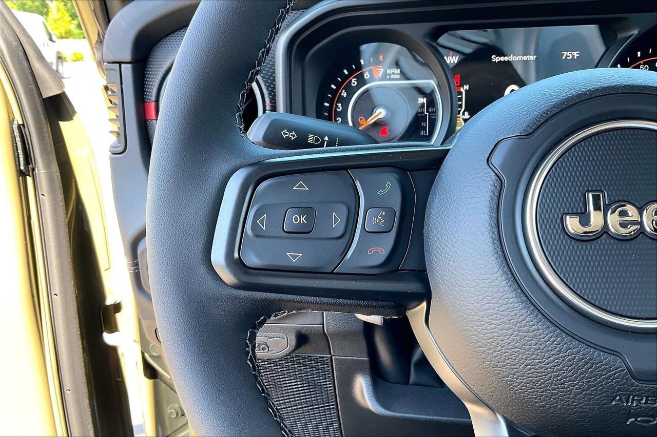 New 2026 Jeep Gladiator Rubicon AWD/4WD image 27