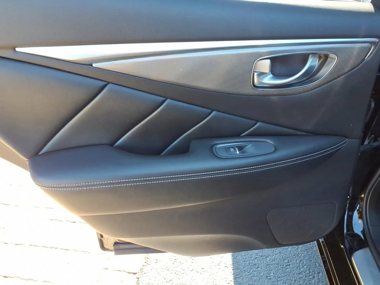 Used 2019 INFINITI Q50 Sport w/ Cargo Package (L96) AWD/4WD image 17