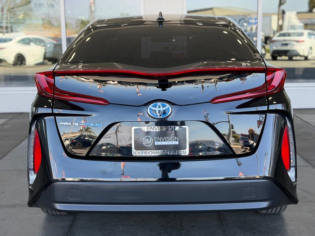 Certified 2021 Toyota Prius Prime LE FWD image 13