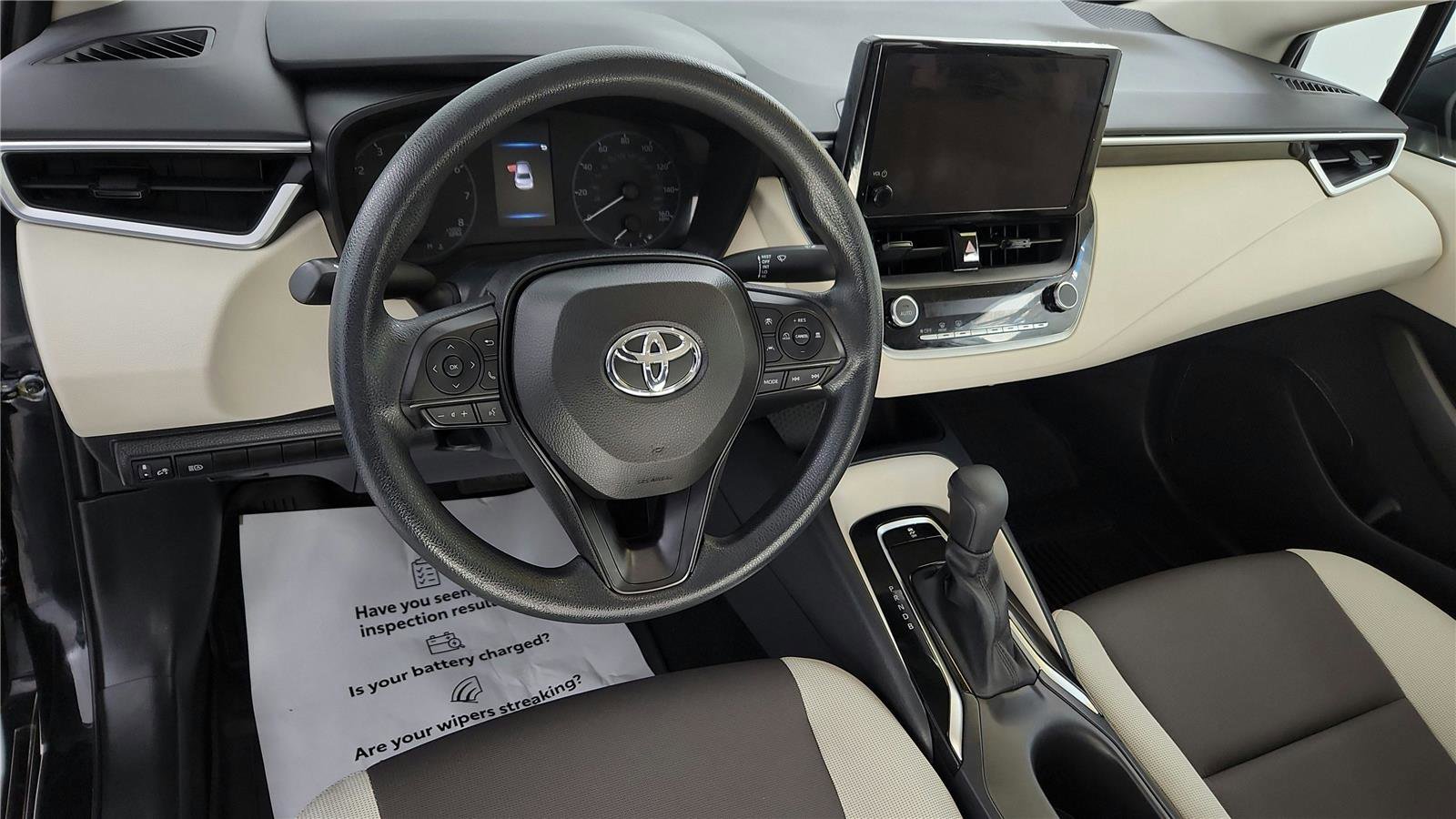 Used 2023 Toyota Corolla LE image 24