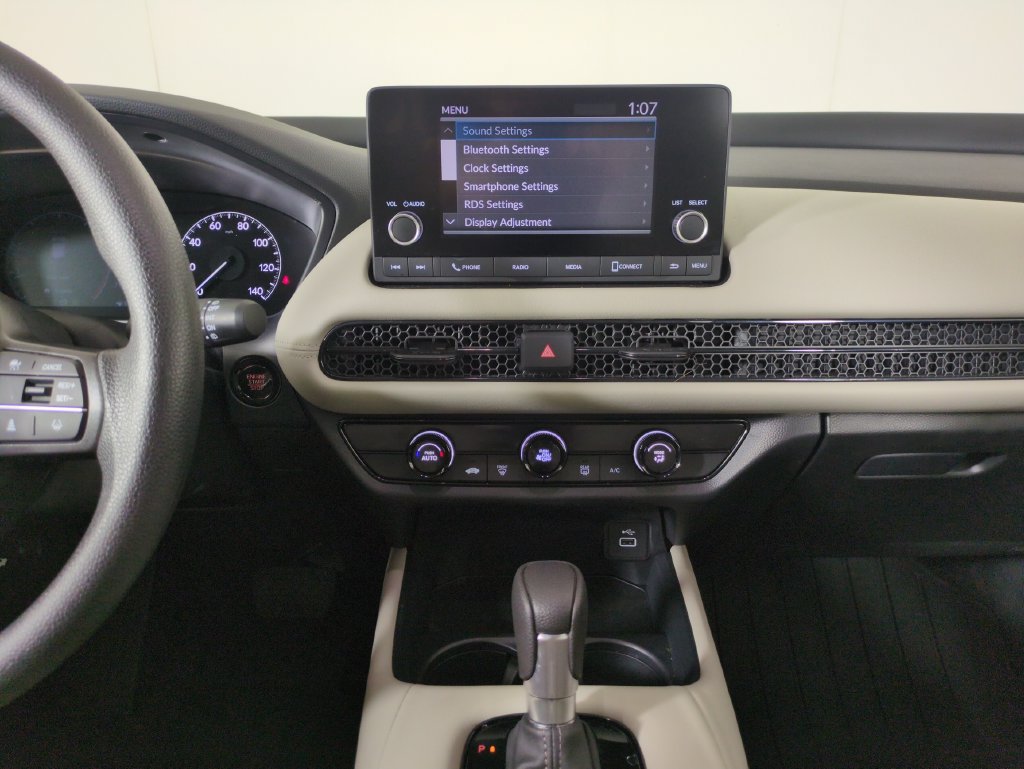 Used 2025 Honda HR-V LX image 23